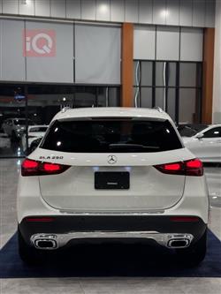 مرسيدس بنز GLA